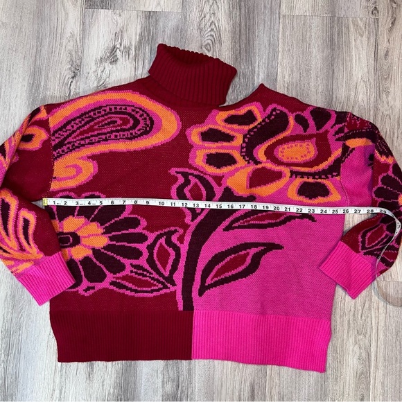 Farm Rio Vibrant Floral Cable Knit Sweater Pink Botanical Print Size Medium - Picture 8 of 13